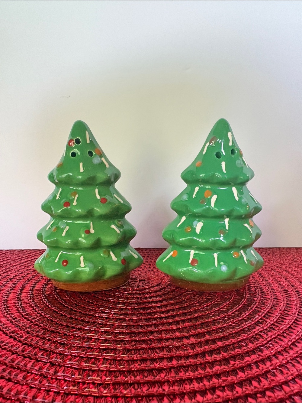 Vintage Inspired Ceramic Christmas Tree Salt and Pepper Shaker Set